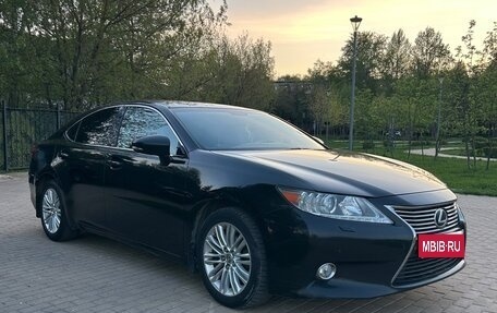 Lexus ES VII, 2013 год, 2 200 000 рублей, 1 фотография