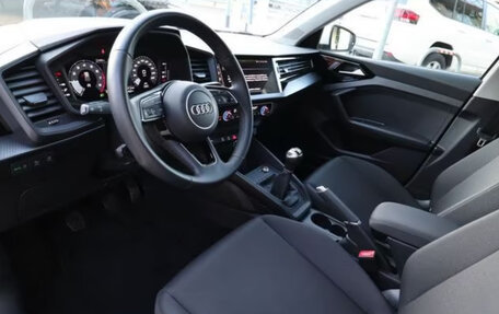 Audi A1, 2022 год, 2 455 915 рублей, 10 фотография