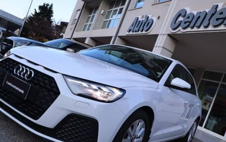 Audi A1, 2022 год, 2 455 915 рублей, 7 фотография
