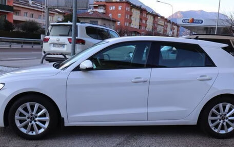 Audi A1, 2022 год, 2 455 915 рублей, 6 фотография