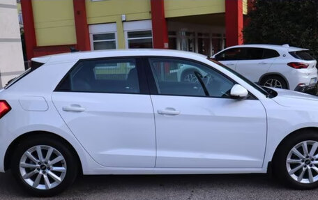 Audi A1, 2022 год, 2 455 915 рублей, 4 фотография