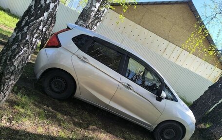 Honda Fit III, 2015 год, 850 000 рублей, 9 фотография