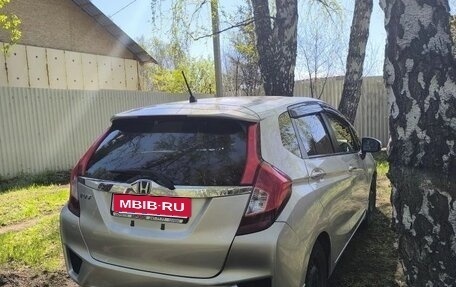 Honda Fit III, 2015 год, 850 000 рублей, 8 фотография