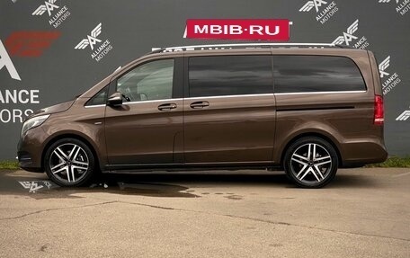 Mercedes-Benz V-Класс, 2014 год, 3 420 000 рублей, 4 фотография