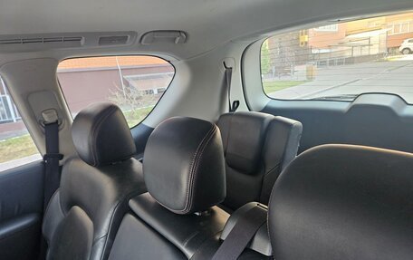 Nissan Patrol, 2012 год, 1 290 000 рублей, 11 фотография