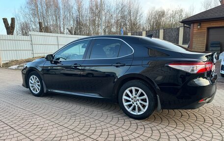 Toyota Camry, 2021 год, 2 450 000 рублей, 3 фотография