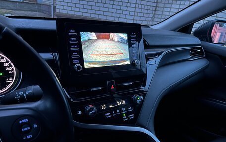 Toyota Camry, 2021 год, 2 450 000 рублей, 18 фотография