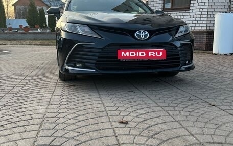 Toyota Camry, 2021 год, 2 450 000 рублей, 7 фотография