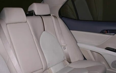 Toyota Camry, 2020 год, 2 350 000 рублей, 14 фотография