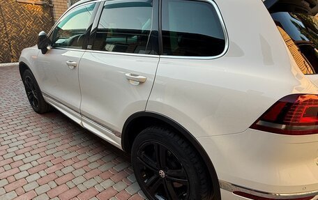 Volkswagen Touareg III, 2017 год, 2 850 000 рублей, 6 фотография