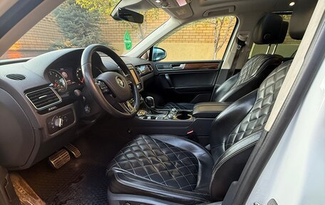 Volkswagen Touareg III, 2017 год, 2 850 000 рублей, 17 фотография