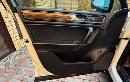 Volkswagen Touareg III, 2017 год, 2 850 000 рублей, 19 фотография