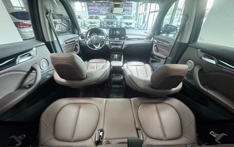 BMW X1, 2022 год, 2 300 000 рублей, 6 фотография