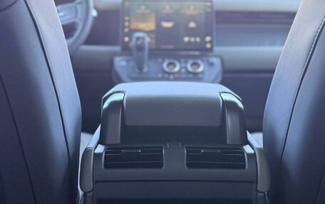 Land Rover Defender II, 2025 год, 12 400 000 рублей, 13 фотография