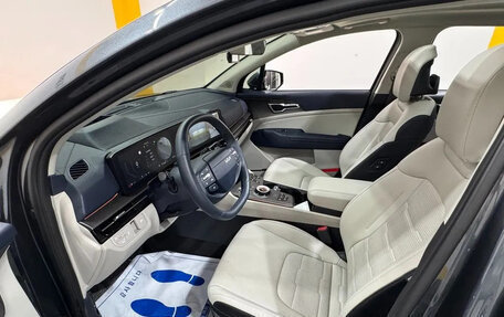 KIA Sportage IV рестайлинг, 2025 год, 4 980 000 рублей, 10 фотография