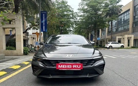 Hyundai Elantra, 2023 год, 1 235 000 рублей, 2 фотография