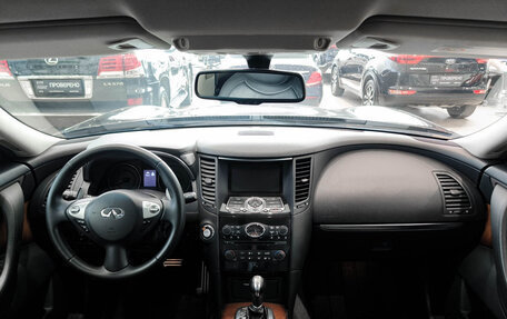 Infiniti QX70, 2016 год, 1 950 000 рублей, 17 фотография