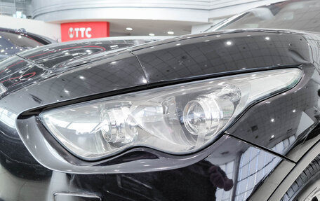 Infiniti QX70, 2016 год, 1 950 000 рублей, 21 фотография