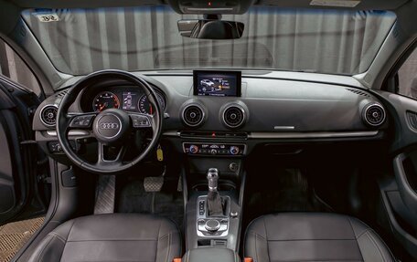 Audi A3, 2019 год, 1 625 000 рублей, 16 фотография