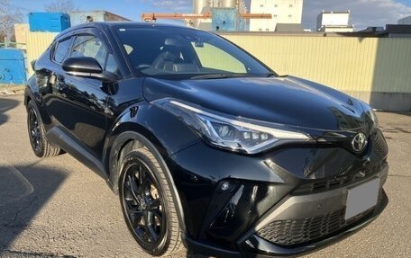 Toyota C-HR I рестайлинг, 2022 год, 1 470 000 рублей, 3 фотография