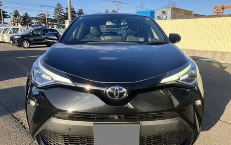 Toyota C-HR I рестайлинг, 2022 год, 1 470 000 рублей, 2 фотография