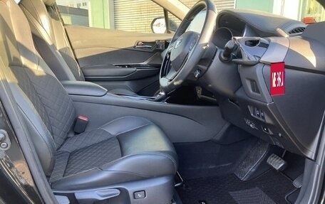 Toyota C-HR I рестайлинг, 2022 год, 1 470 000 рублей, 9 фотография