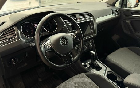 Volkswagen Tiguan II, 2020 год, 2 230 000 рублей, 13 фотография