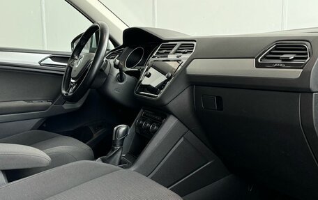Volkswagen Tiguan II, 2020 год, 2 230 000 рублей, 17 фотография