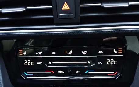 Volkswagen Tiguan II, 2023 год, 2 407 444 рублей, 15 фотография