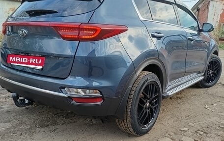 KIA Sportage IV рестайлинг, 2019 год, 2 000 000 рублей, 3 фотография