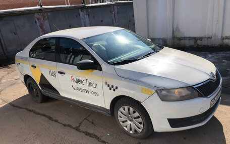 Skoda Rapid I, 2015 год, 400 000 рублей, 4 фотография