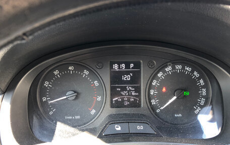Skoda Rapid I, 2015 год, 400 000 рублей, 9 фотография