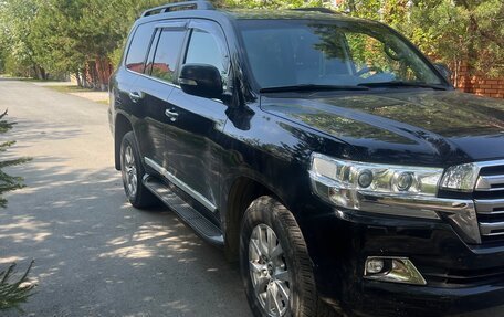 Toyota Land Cruiser 200, 2019 год, 8 200 000 рублей, 3 фотография