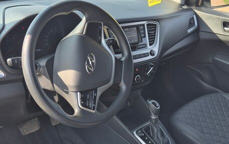 Hyundai Solaris II рестайлинг, 2020 год, 1 400 000 рублей, 7 фотография