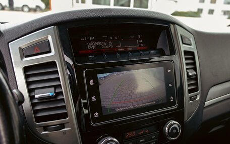 Mitsubishi Pajero IV, 2019 год, 2 795 000 рублей, 14 фотография