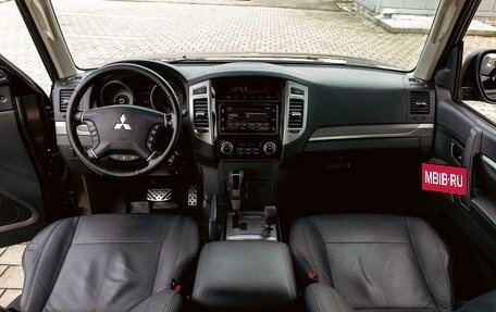 Mitsubishi Pajero IV, 2019 год, 2 795 000 рублей, 15 фотография