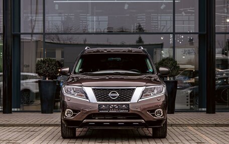 Nissan Pathfinder, 2016 год, 1 615 000 рублей, 2 фотография