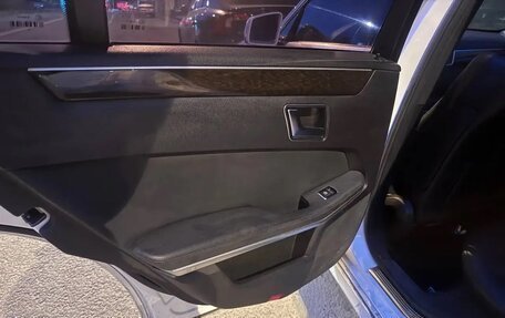 Mercedes-Benz E-Класс, 2012 год, 850 000 рублей, 5 фотография