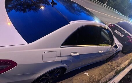 Mercedes-Benz E-Класс, 2012 год, 850 000 рублей, 9 фотография