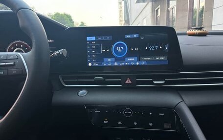 Hyundai Elantra, 2022 год, 1 400 000 рублей, 10 фотография