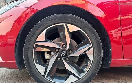 Hyundai Elantra, 2022 год, 1 400 000 рублей, 21 фотография