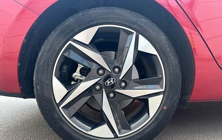 Hyundai Elantra, 2022 год, 1 400 000 рублей, 20 фотография