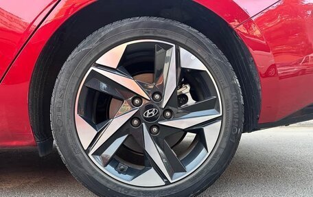 Hyundai Elantra, 2022 год, 1 400 000 рублей, 19 фотография