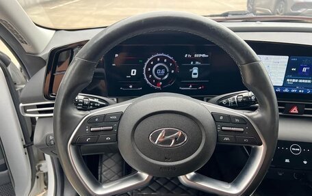 Hyundai Elantra, 2021 год, 1 320 000 рублей, 7 фотография