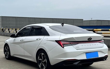 Hyundai Elantra, 2021 год, 1 320 000 рублей, 3 фотография