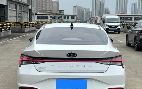 Hyundai Elantra, 2021 год, 1 320 000 рублей, 4 фотография
