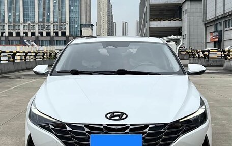 Hyundai Elantra, 2021 год, 1 320 000 рублей, 2 фотография