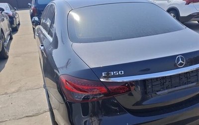 Mercedes-Benz E-Класс, 2021 год, 3 900 000 рублей, 1 фотография