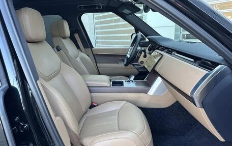 Land Rover Range Rover IV рестайлинг, 2023 год, 14 290 000 рублей, 24 фотография