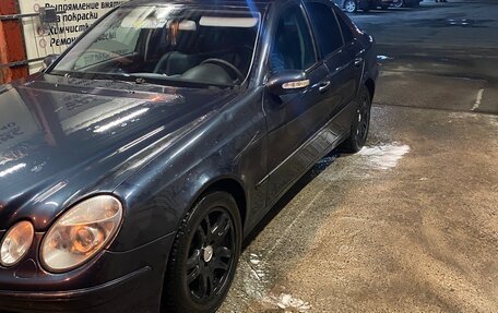 Mercedes-Benz E-Класс, 2003 год, 775 000 рублей, 6 фотография